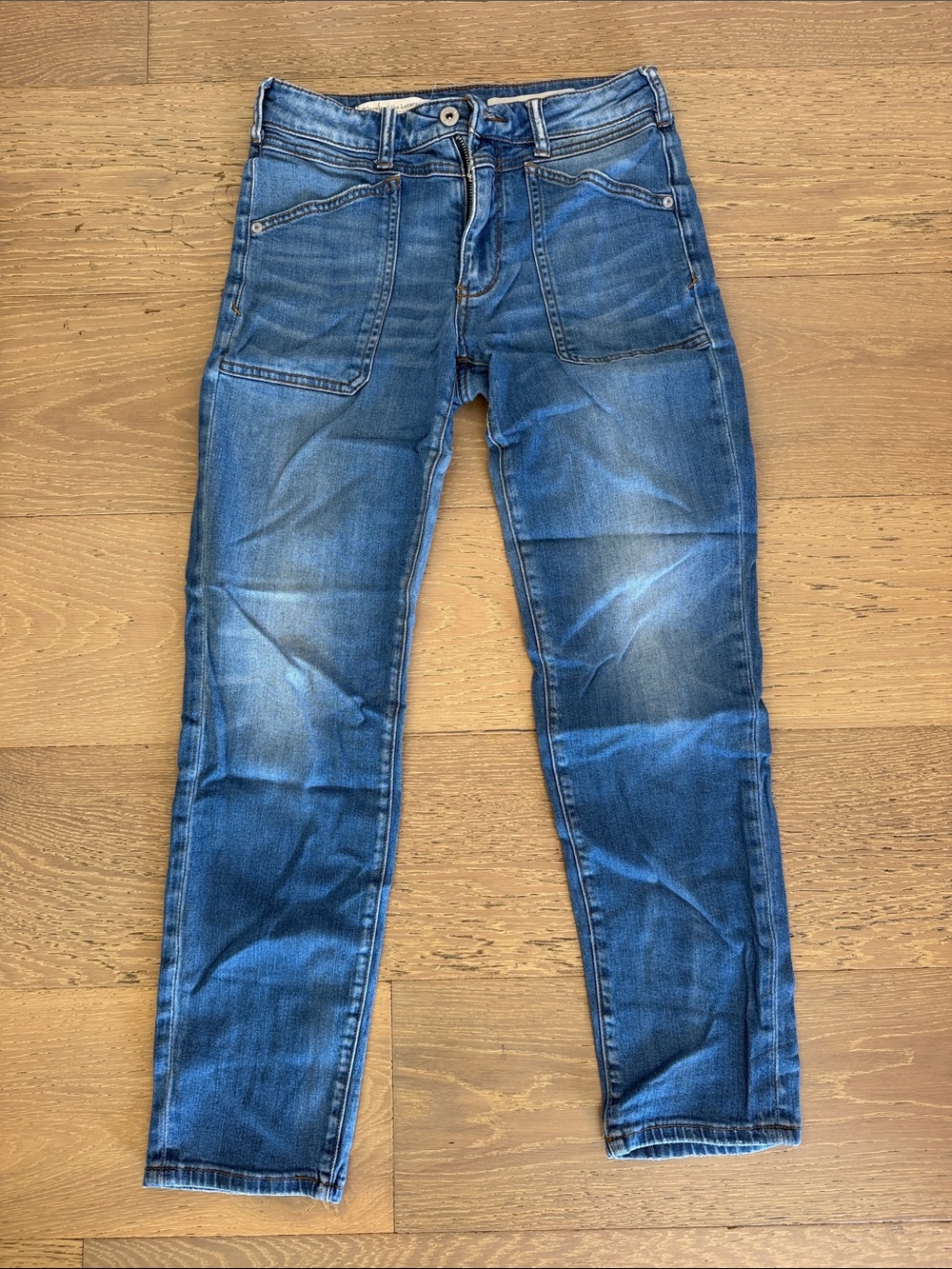 Pilcro Women's Straight-Leg Mid-Blue Jeans